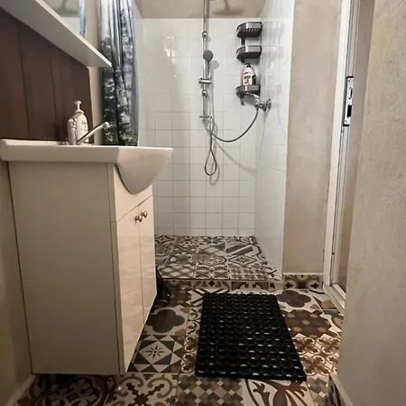 Tiny-house Apartment